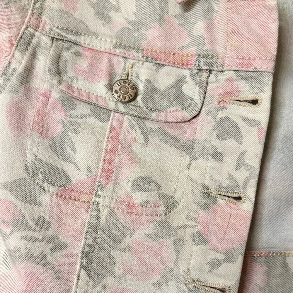 Topshop Washed Floral Crop Jean Jacket - Picture 5 of 8